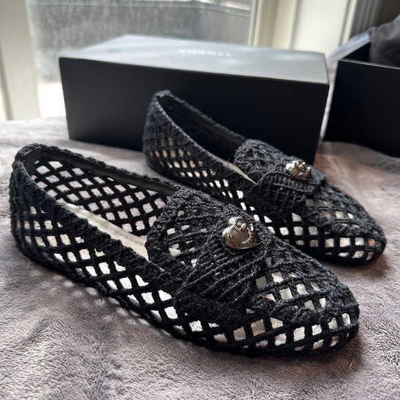 [CHANEL]★Heart Turn-lock Loafers CHANEL Matelasse COCO Mark Heart Turn Lock Motif loafers